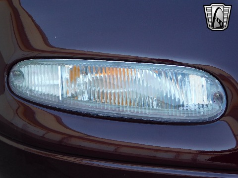 1995 Mazda Miata image 38