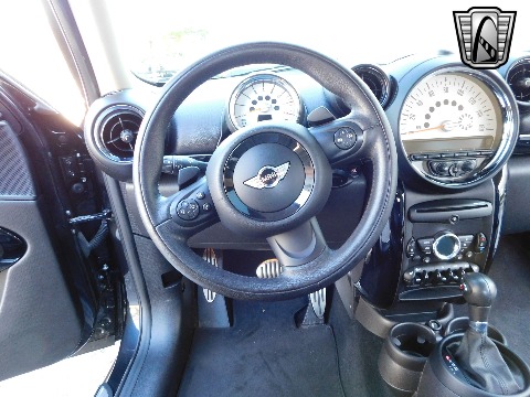 2014 Mini Paceman image 70