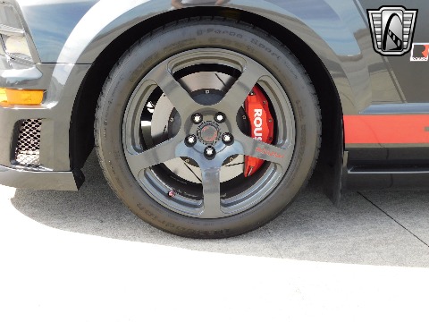 2008 Ford Mustang image 35