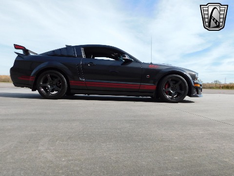 2008 Ford Mustang image 12