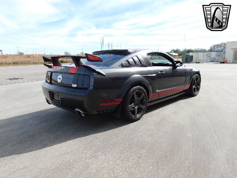 2008 Ford Mustang image 15