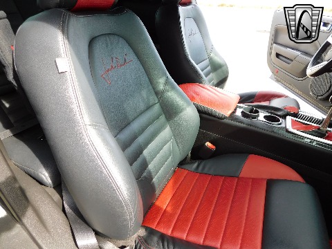 2008 Ford Mustang image 95