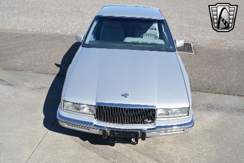 1990 Buick Riviera image 7