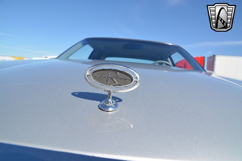 1990 Buick Riviera image 39