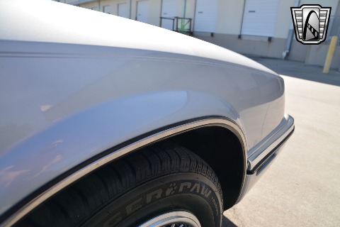 1990 Buick Riviera image 66
