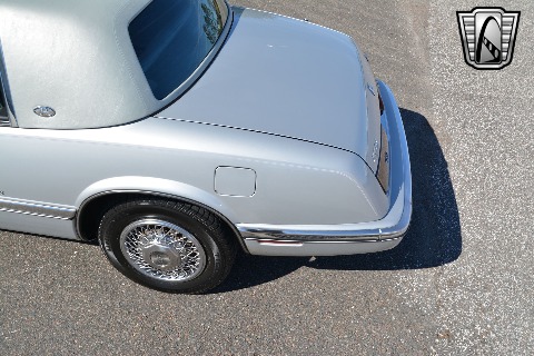 1990 Buick Riviera image 15