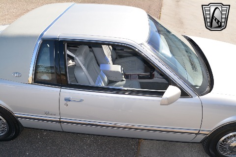 1990 Buick Riviera image 25