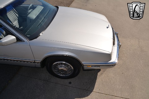 1990 Buick Riviera image 27