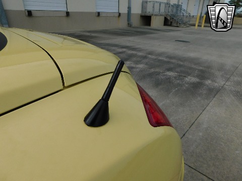 2005 Chrysler Crossfire image 29