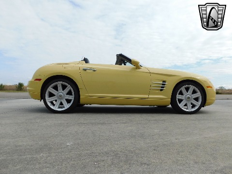 2005 Chrysler Crossfire image 12