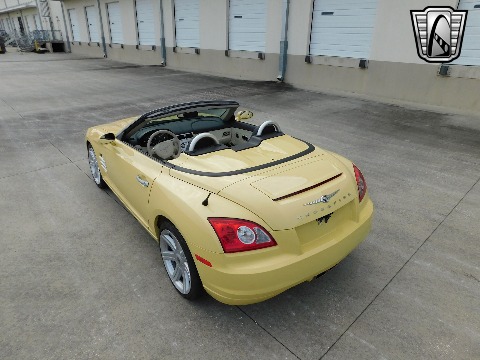 2005 Chrysler Crossfire image 19