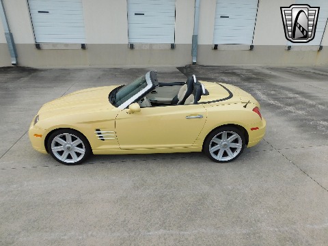 2005 Chrysler Crossfire image 23