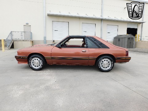1982 Mercury Capri image 6