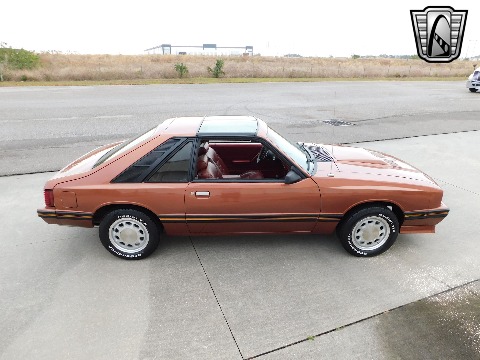 1982 Mercury Capri image 13