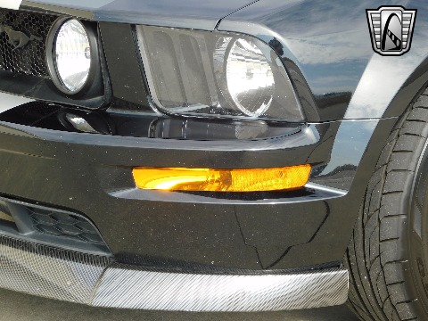 2007 Ford Mustang image 31