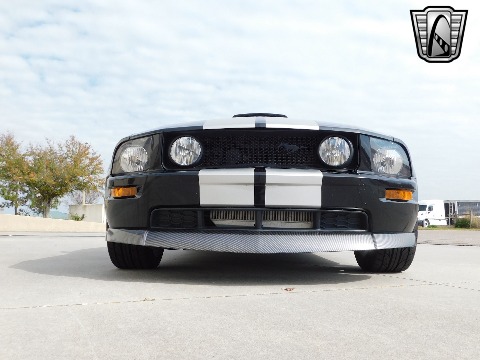 2007 Ford Mustang image 7