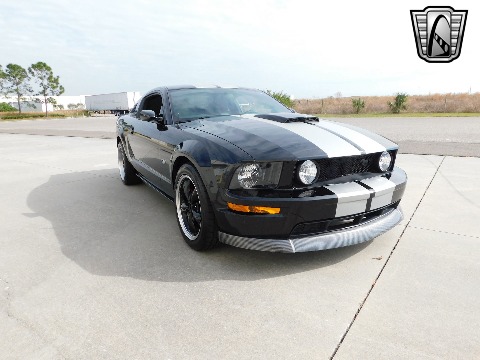 2007 Ford Mustang image 10