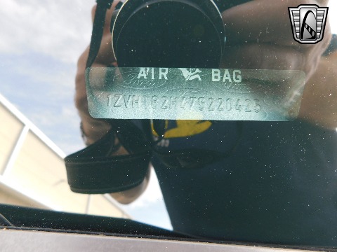 2007 Ford Mustang image 38