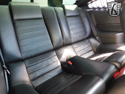 2007 Ford Mustang image 90