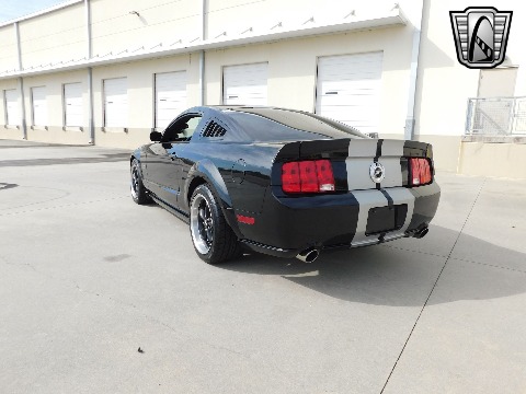 2007 Ford Mustang image 20