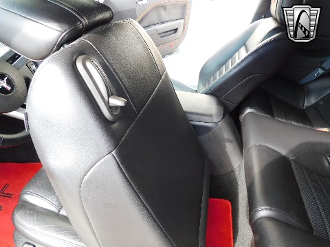 2007 Ford Mustang image 75