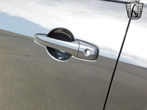 2007 Ford Mustang image 28