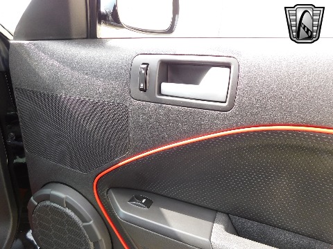 2007 Ford Mustang image 80