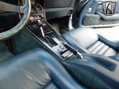 1982 Chevrolet Corvette image 71