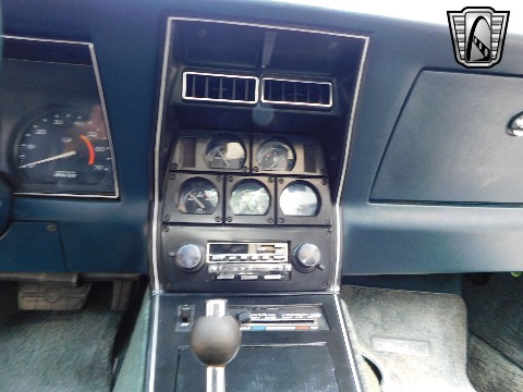 1982 Chevrolet Corvette image 75
