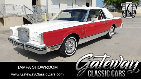 1982 Lincoln Continental image 2