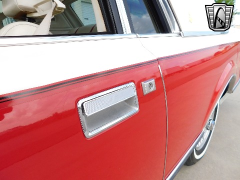 1982 Lincoln Continental image 29