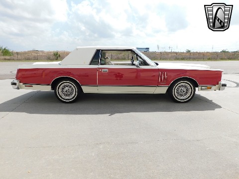 1982 Lincoln Continental image 4