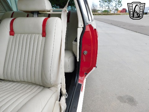 1982 Lincoln Continental image 64