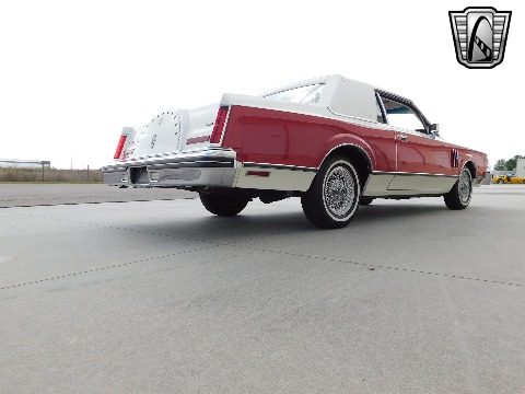 1982 Lincoln Continental image 16