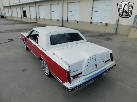 1982 Lincoln Continental image 19