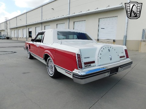 1982 Lincoln Continental image 20