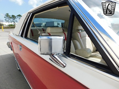 1982 Lincoln Continental image 46