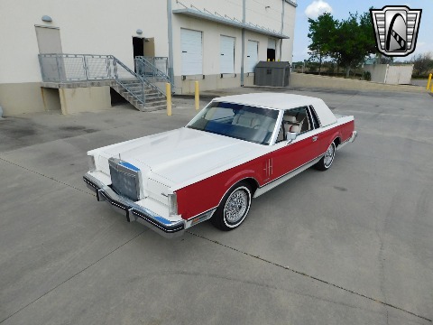 1982 Lincoln Continental image 24