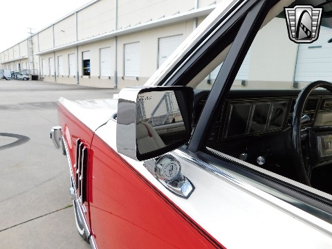 1982 Lincoln Continental image 28