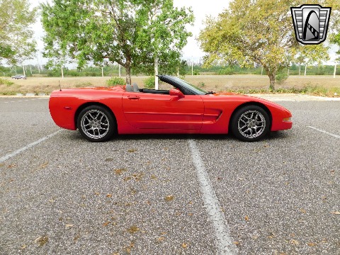 2000 Chevrolet Corvette image 4