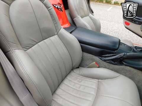 2000 Chevrolet Corvette image 108