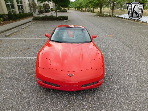 2000 Chevrolet Corvette image 8