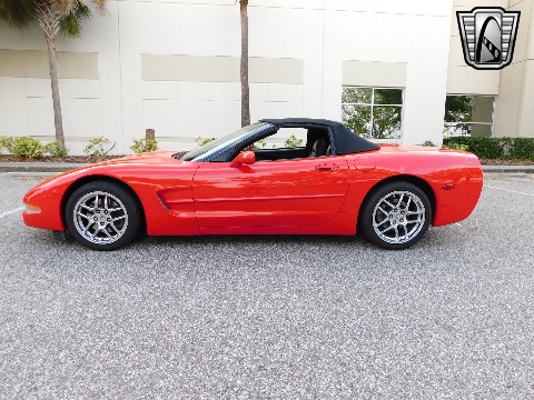 2000 Chevrolet Corvette image 35