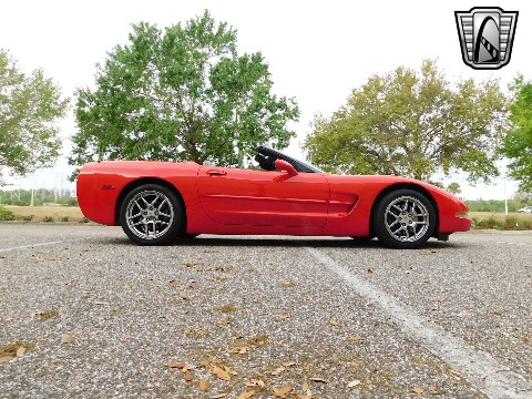 2000 Chevrolet Corvette image 12