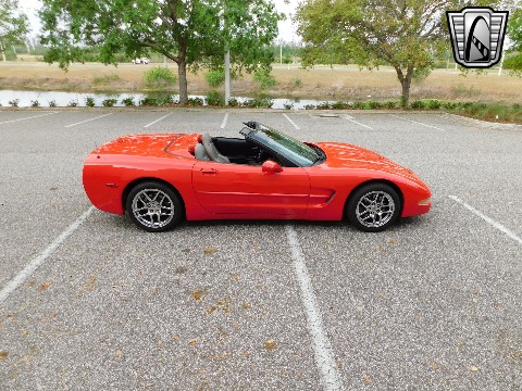 2000 Chevrolet Corvette image 13