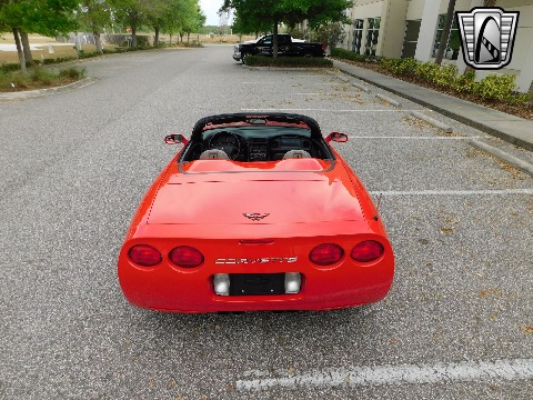 2000 Chevrolet Corvette image 18