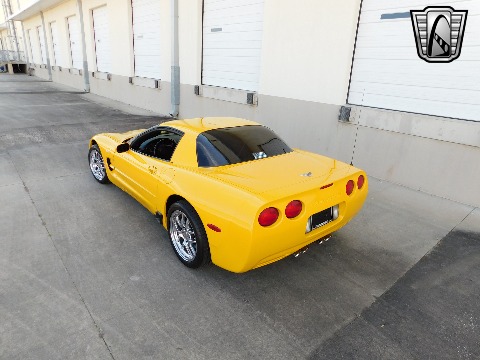 2003 Chevrolet Corvette image 13