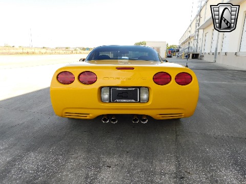 2003 Chevrolet Corvette image 20