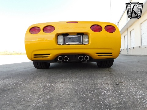 2003 Chevrolet Corvette image 21