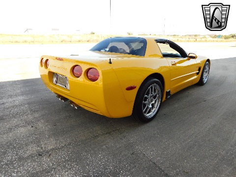 2003 Chevrolet Corvette image 23